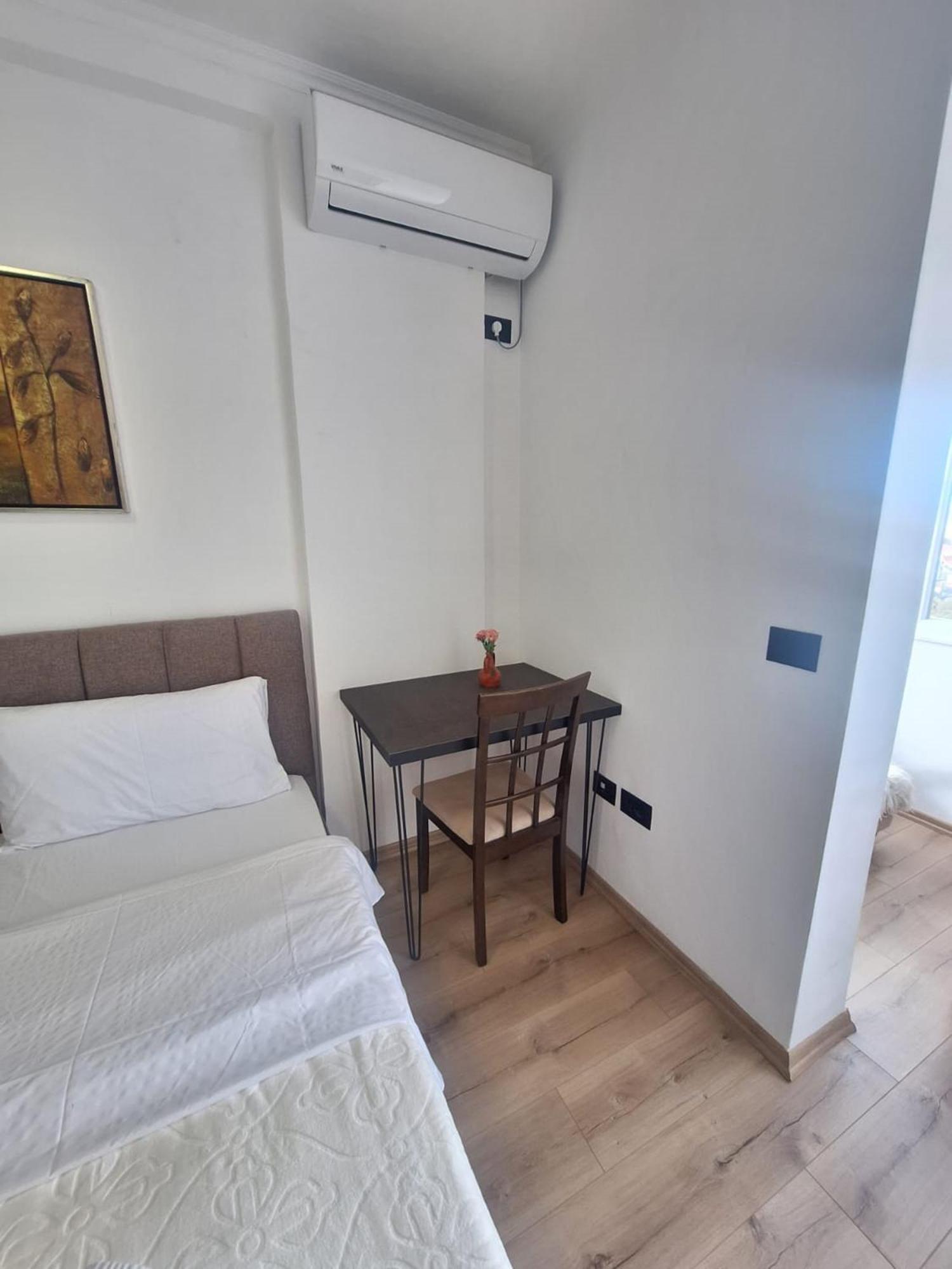 Albania Apartment Near Tirana City Center Double Or Twin Bed Экстерьер фото